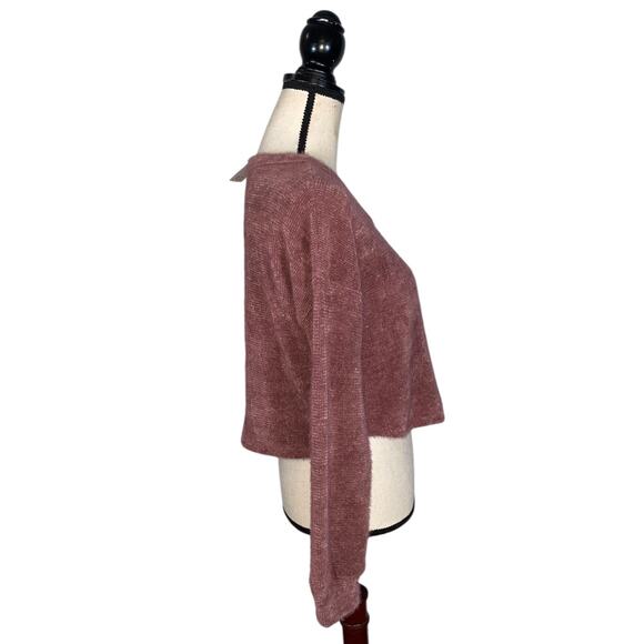NEW  Hollister Mauve Pink Fuzzy Cropped Long Sleeve Henley Sweater   Size: XS - Picture 2 of 4